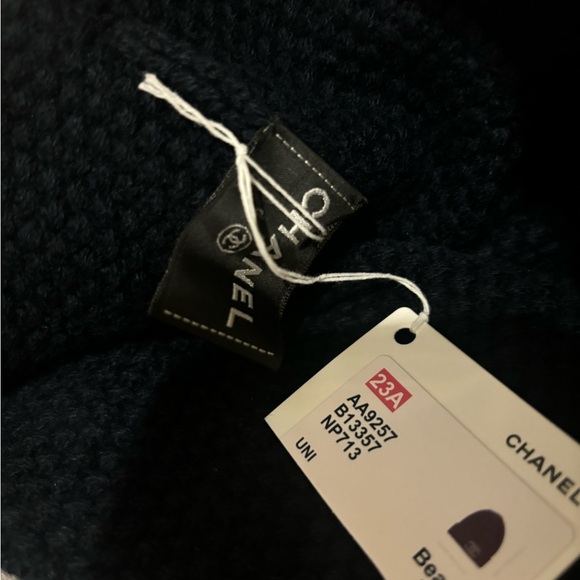 Auth Chanel Logo Beanie Navy - Picture 7 of 8